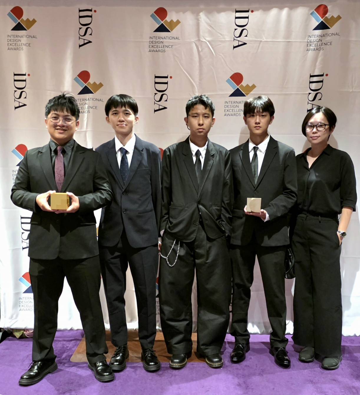 滴滴龍互動式幼兒安全點滴座